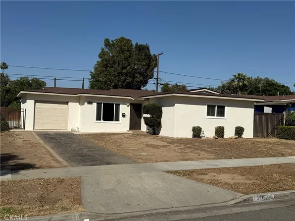 3055 Ronald St, Riverside, CA 92506