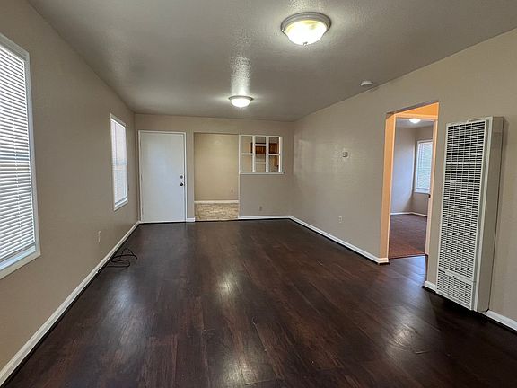 4th image of 9814 C St #9814