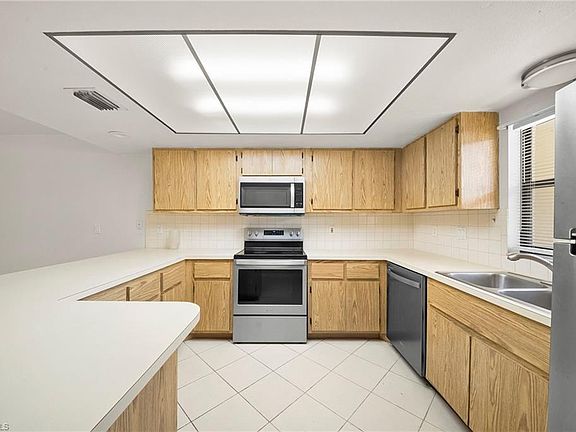 4th image of 3917 Country Club BLVD #102