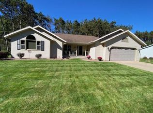 2221 Aspen Ln, Plover, WI 54467