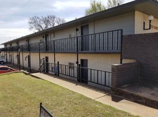 712 N Custer St, Weatherford, OK 73096
