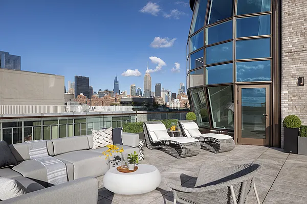 Sold by Corcoran | media 2