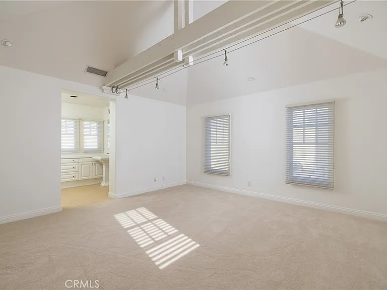 2500 Bungalow Pl — Photo 18