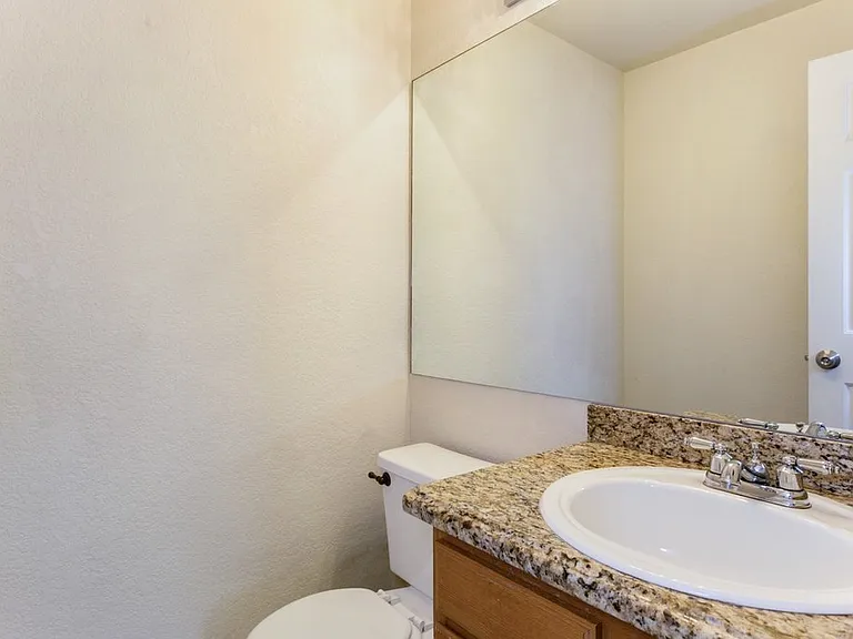 4955 S Flanders Ct — Photo 16
