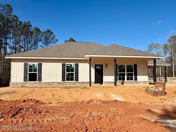 471 White Chapel Rd, Carriere, MS 39426