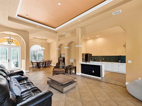 4th image of 36 Whittingham Ln