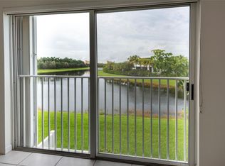 188 Riviera Cir, Weston, FL 33326