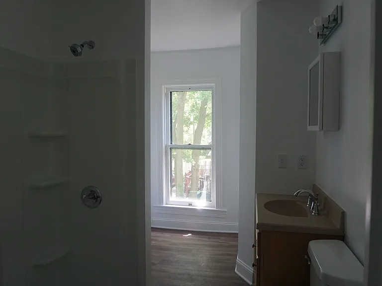 316 Stuart Ave #6 — Photo 5