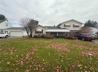 34 Iroquois St, Struthers, OH