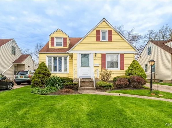 121 Calvin Ct N, Tonawanda, NY 14150