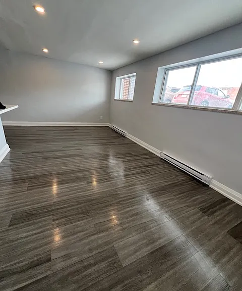 23 Dauphine Pl — Photo 2