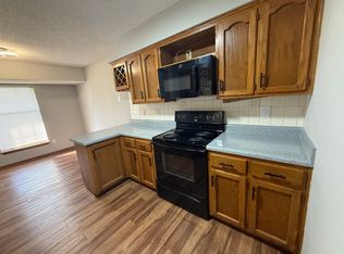 BURROAK, Blue Springs, MO 64015