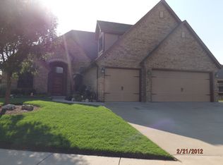 2705 Busheywood Dr, Yukon, OK 73099