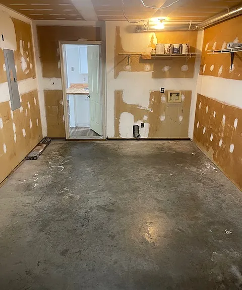 137 Village Ct #1 — Photo 25