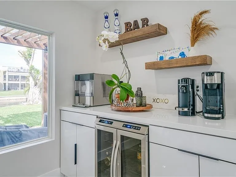 1745 Bikini Ct — Photo 14