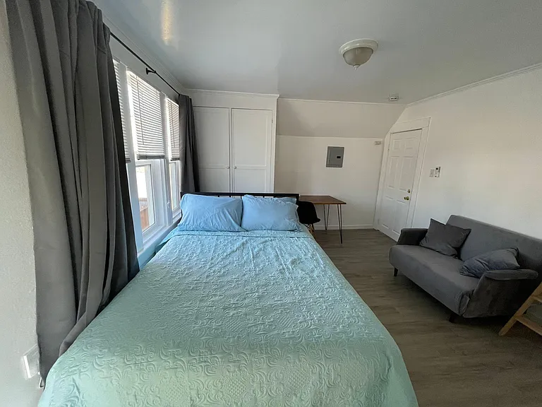 4510 N Figueroa St #4 — Photo 7