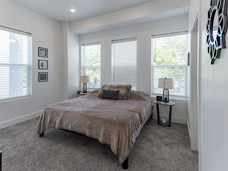 909 W Euclid Ave S #1 — Photo 10