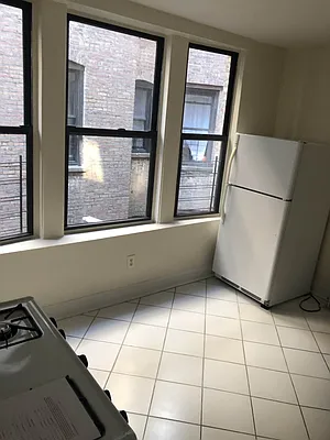 Rented by Rosario Ruiz, LREB | media 14