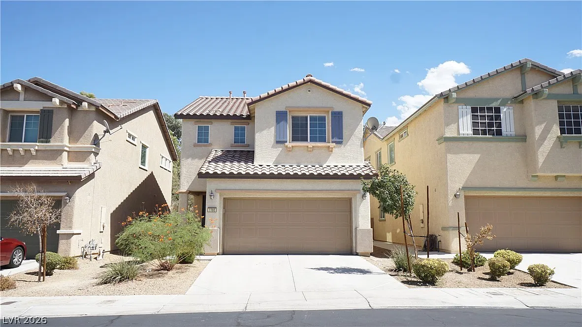 4 bed, 2.5 bath, 1627 sqft, $1,990 — Photo 1