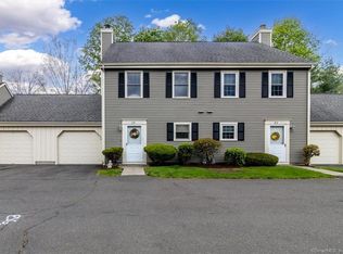 19 Old Towne Rd #19, Cheshire, CT 06410