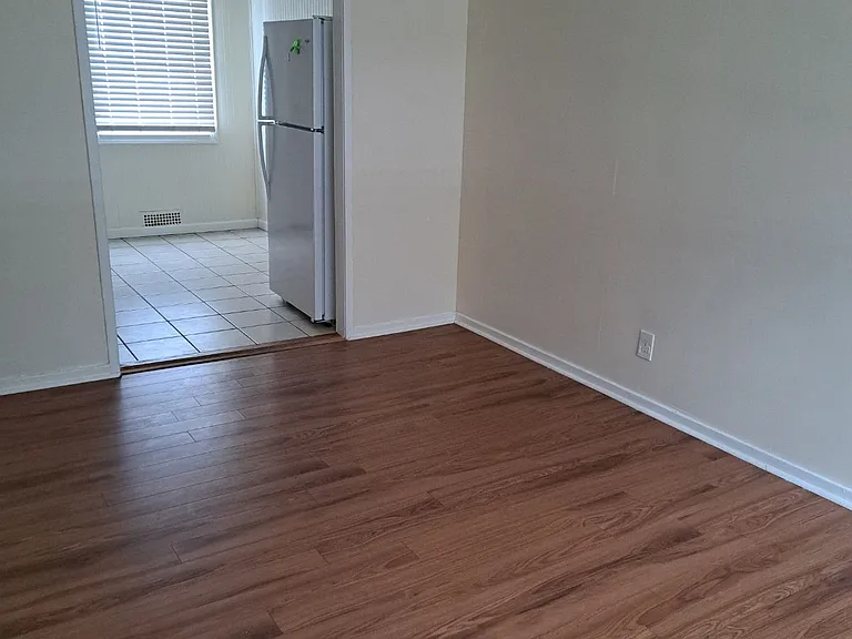 18 Indian Hill St — Photo 2