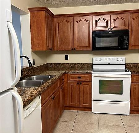 4th image of 2011 Coral Ridge Dr #S106