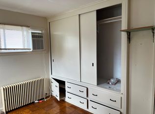 15 Stevens Ave #1, Merrick, NY 11566