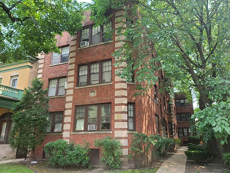 820 Reba Pl #2S — Photo 11