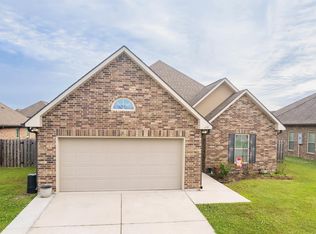 115 Chestnut Ridge Dr, Gray, LA 70359