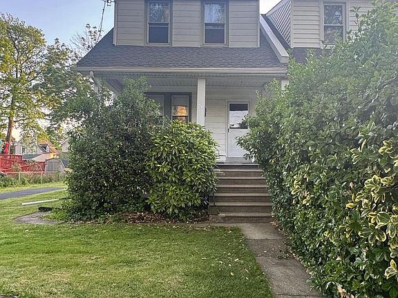4th image of 36 S Sycamore Ave
