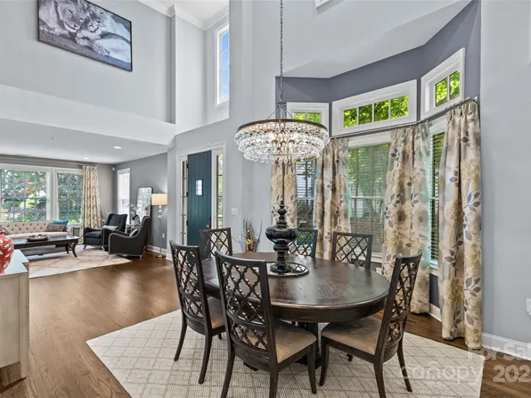224 Wendover Heights Cres, Charlotte, NC 28211