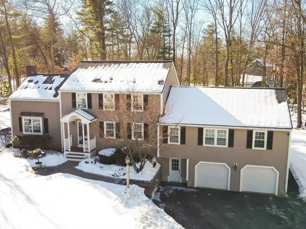 28 Blossom Road, Windham, NH 03087
