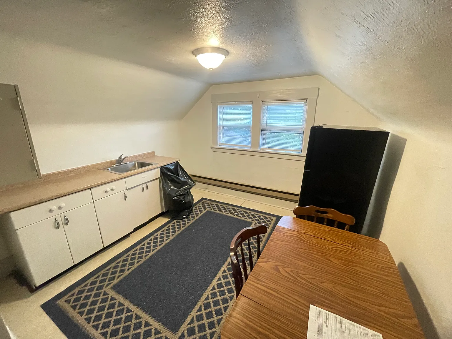 1 bed, 900 sqft, $625 — Photo 4