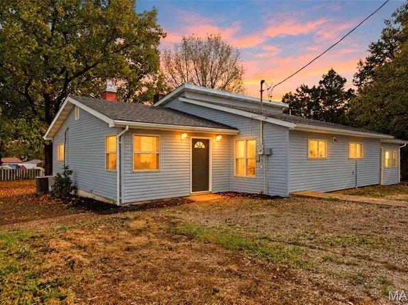 14192 Easy St, De Soto, MO 63020