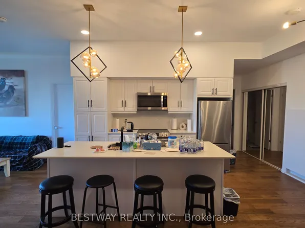 7711 Green Vista Gate #911, Niagara Falls, ON L2G 0Y9