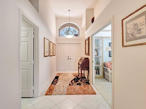 5th image of 11196 Mandalay Way