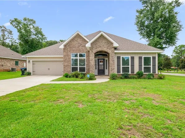 8309 Philsdale Ln, Semmes, AL 36575