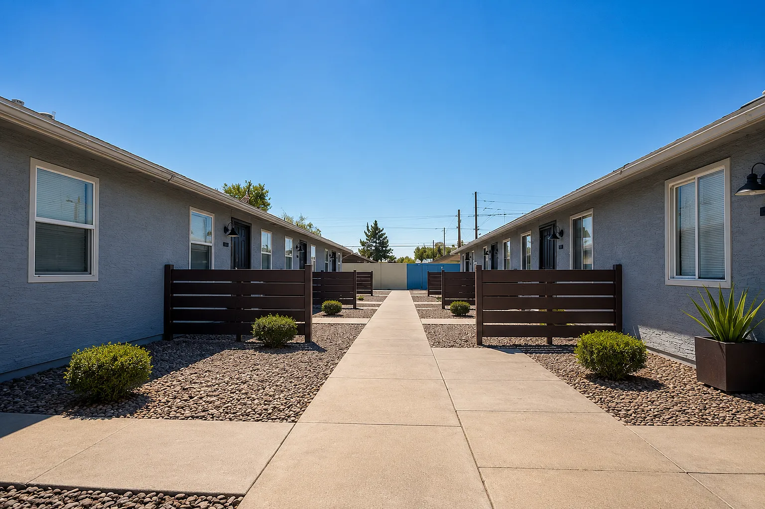 2 bed, 650 sqft, $995 — Photo 2