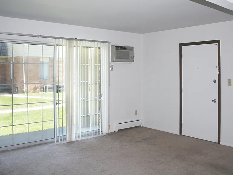 1039 Kirts Blvd #111 — Photo 3