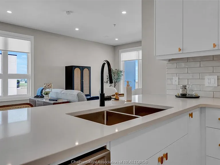 50 Nazarene Rd #516 — Photo 8