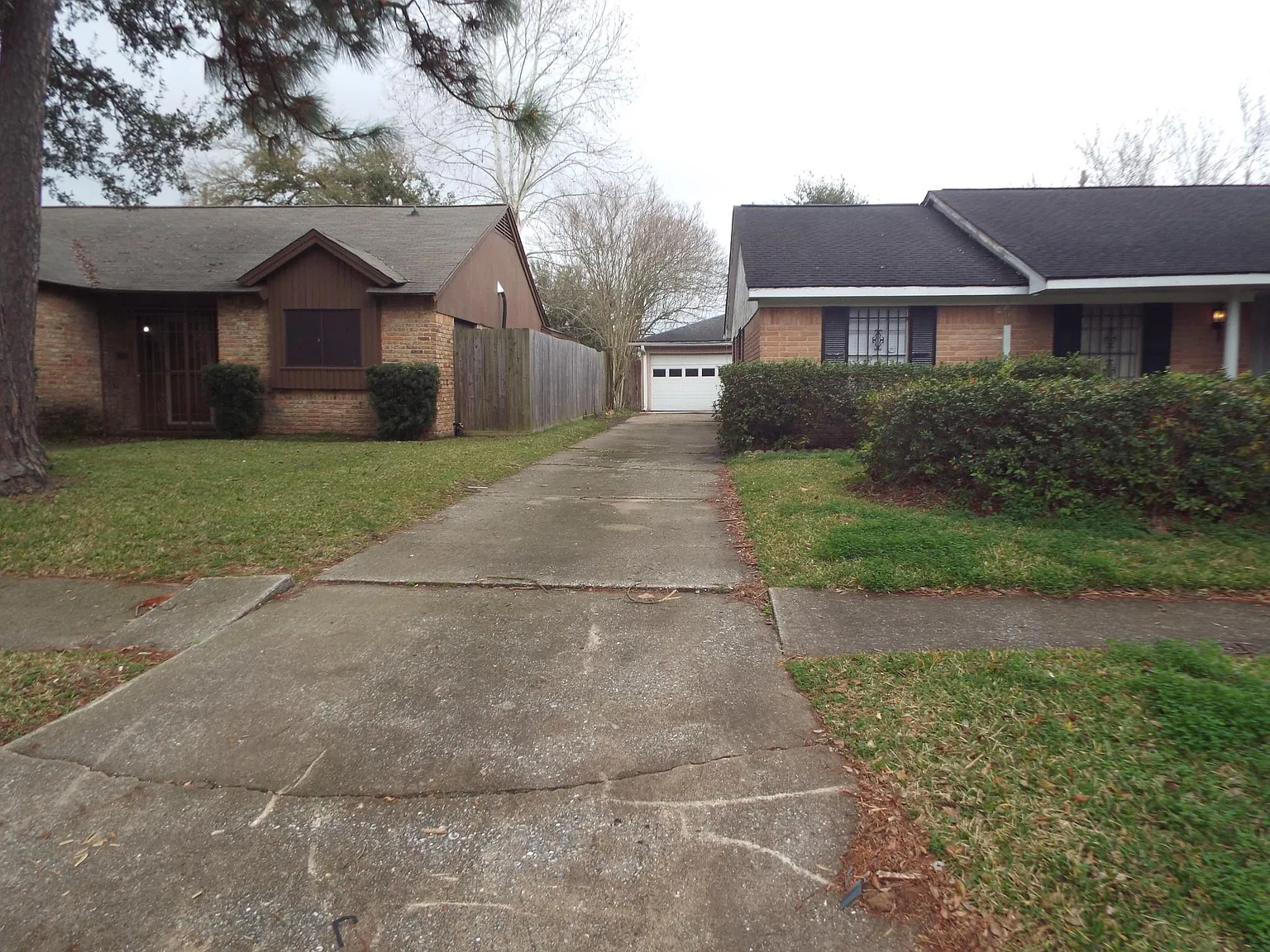 8115 Morley St — Photo 2