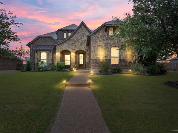 2213 Therese Dr, Woodway, TX 76712