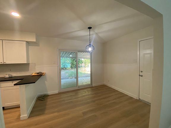 5th image of 6811 Blue Ash Dr