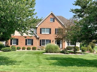 5889 Alexander Rd, Bethlehem, PA 18017