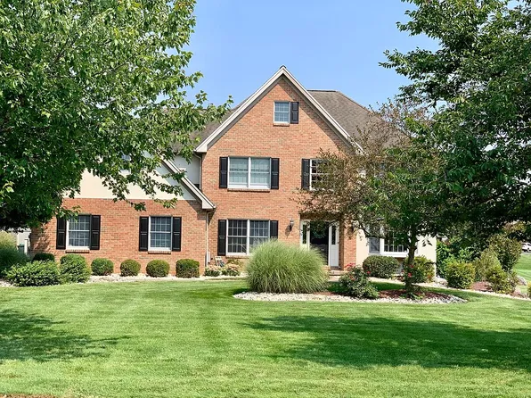 5889 Alexander Rd, Bethlehem, PA 18017