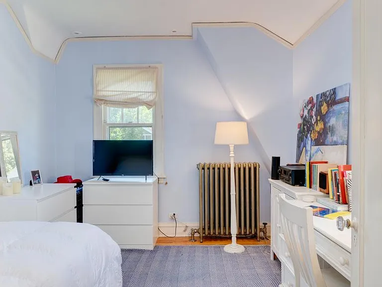 122 Central Park Ave — Photo 26