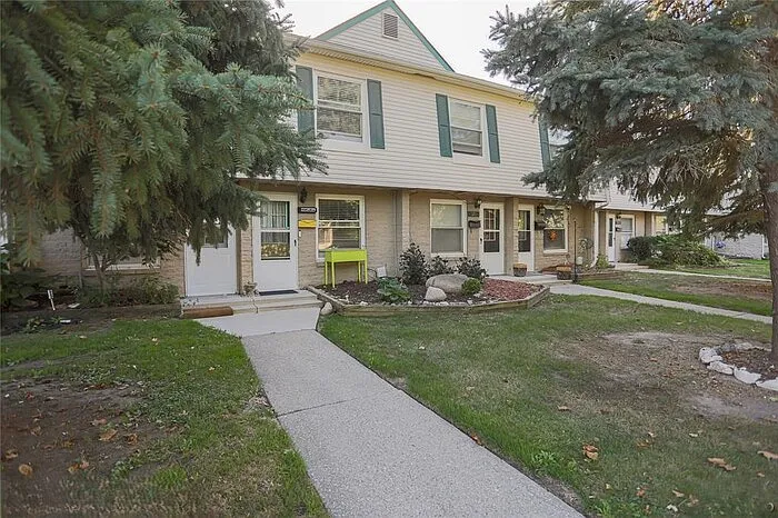 119 Floral Ave #0 — Photo 2