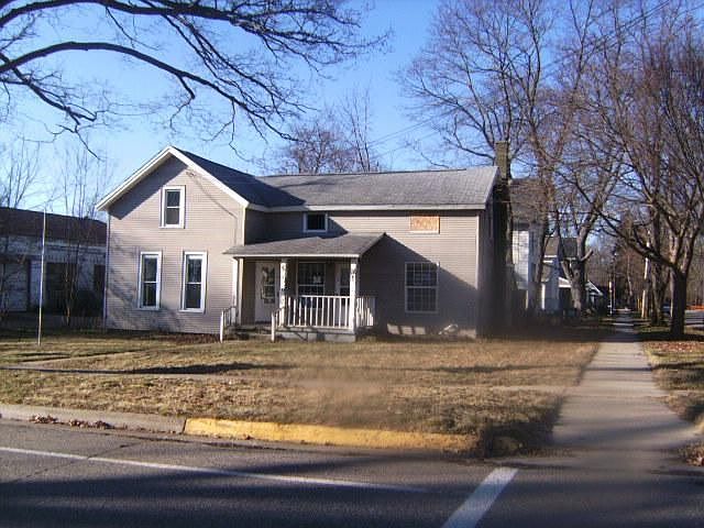1st image of 148 N Manning St