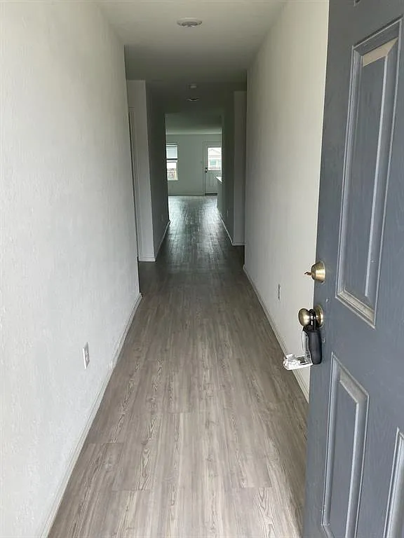 4 bed, 2.0 bath, 1667 sqft, $1,699 — Photo 4