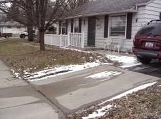 1404 N Linden St, Bloomington, IL 61701
